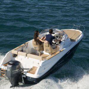 Cap Camarat 650