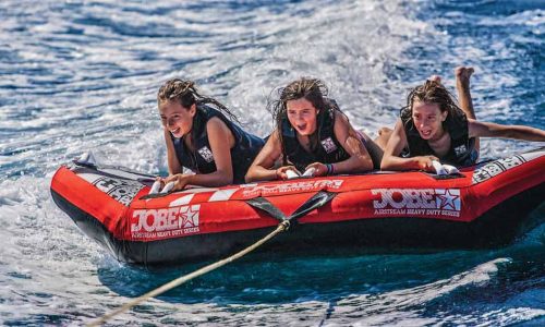 bouee-tractee-mandelieu-cannes-base-nautique-boatevasion